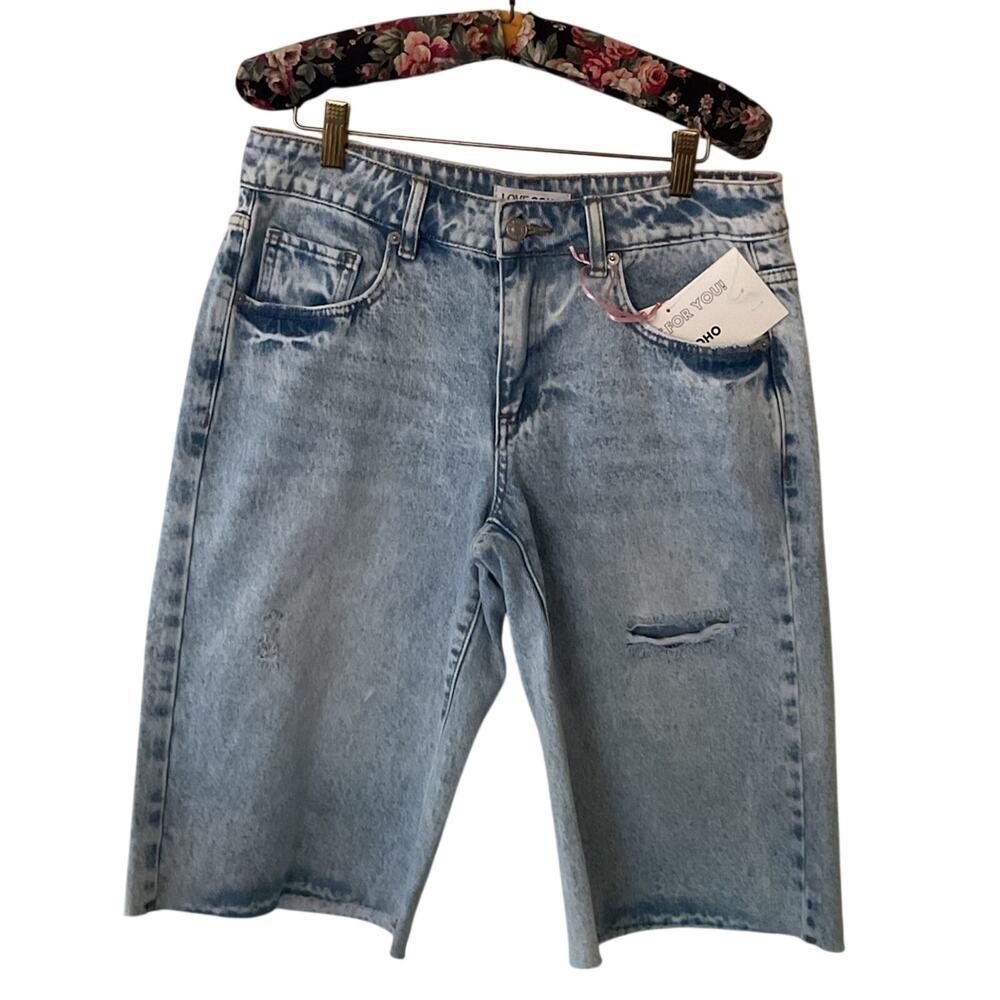 Love Soho Denim Baggy Bermuda Shorts Women Size 5 Low Rise Distressed NWT